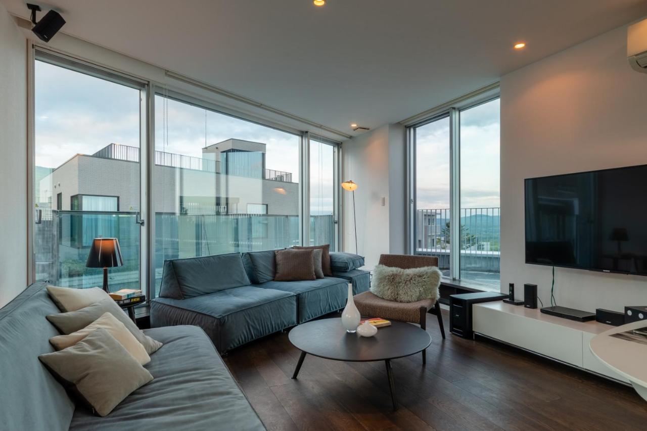 Kira Kira Suites By H2 Life 큐찬 외부 사진